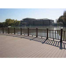 塑木圍欄